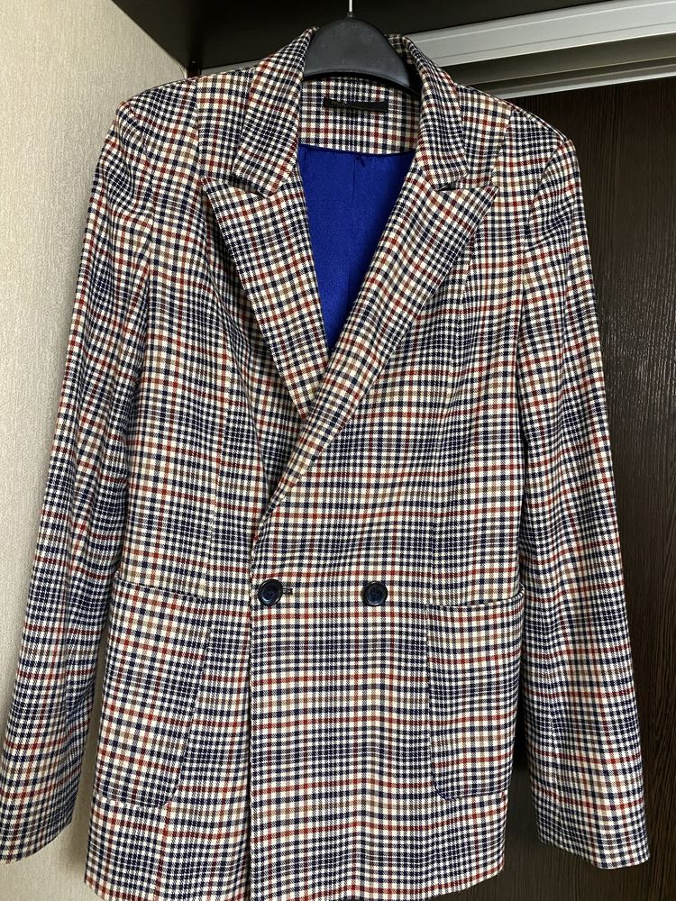 Maje жакеты продам