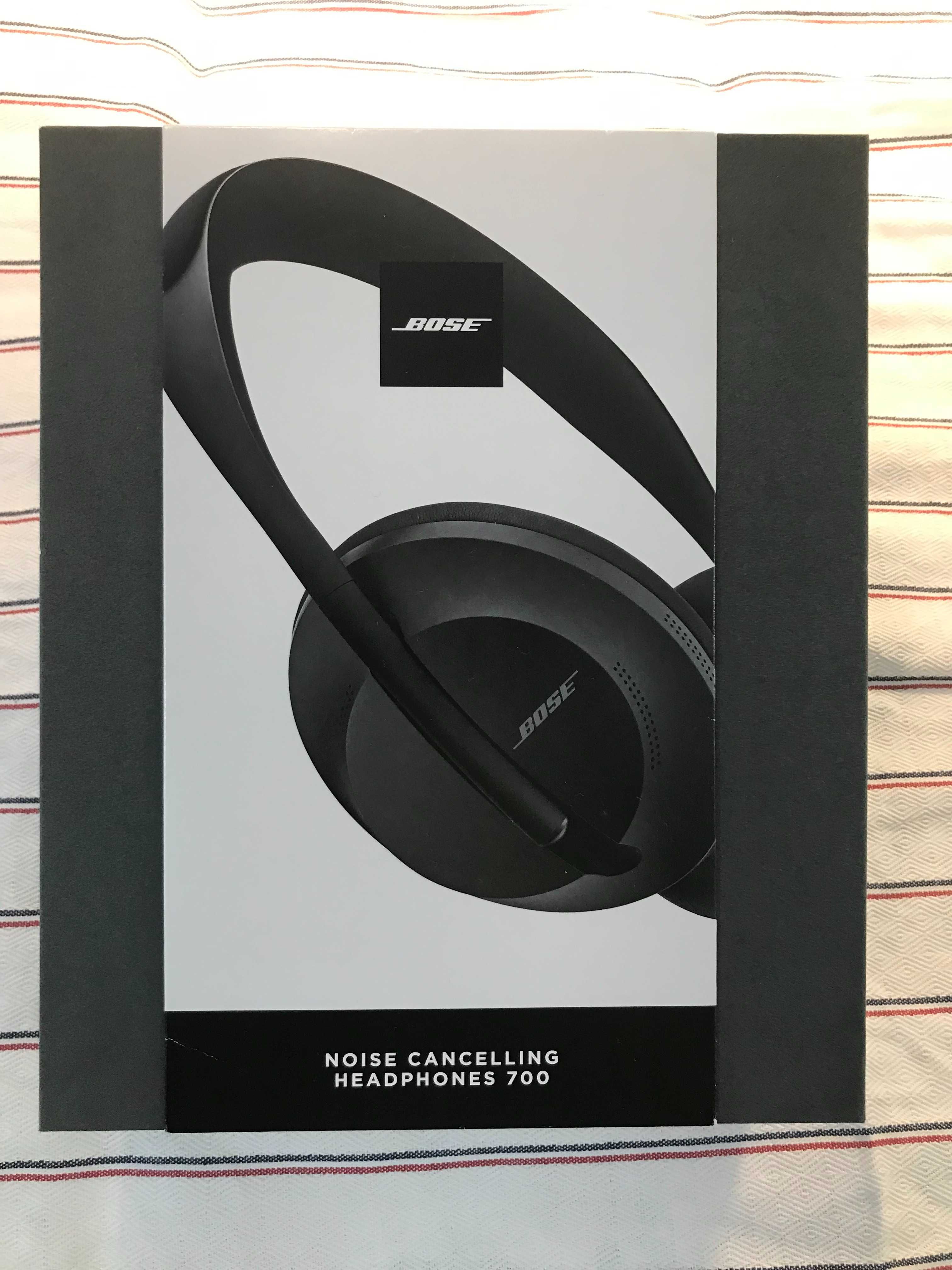 Słuchawki bezprzewodowe Bose 700 Noise Cancelling – z paragonem