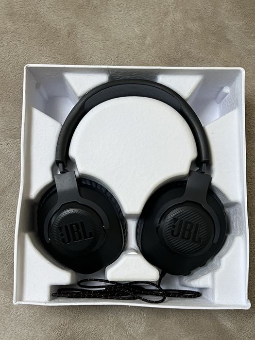 Навушники JBL QUANTUM 100