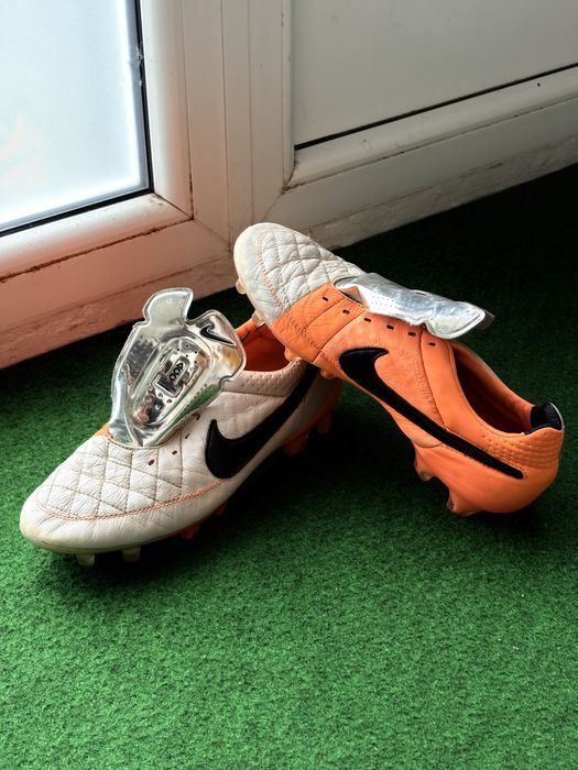 Nike Tiempo. Znana ze swojej wysokiej jakości materiałów.