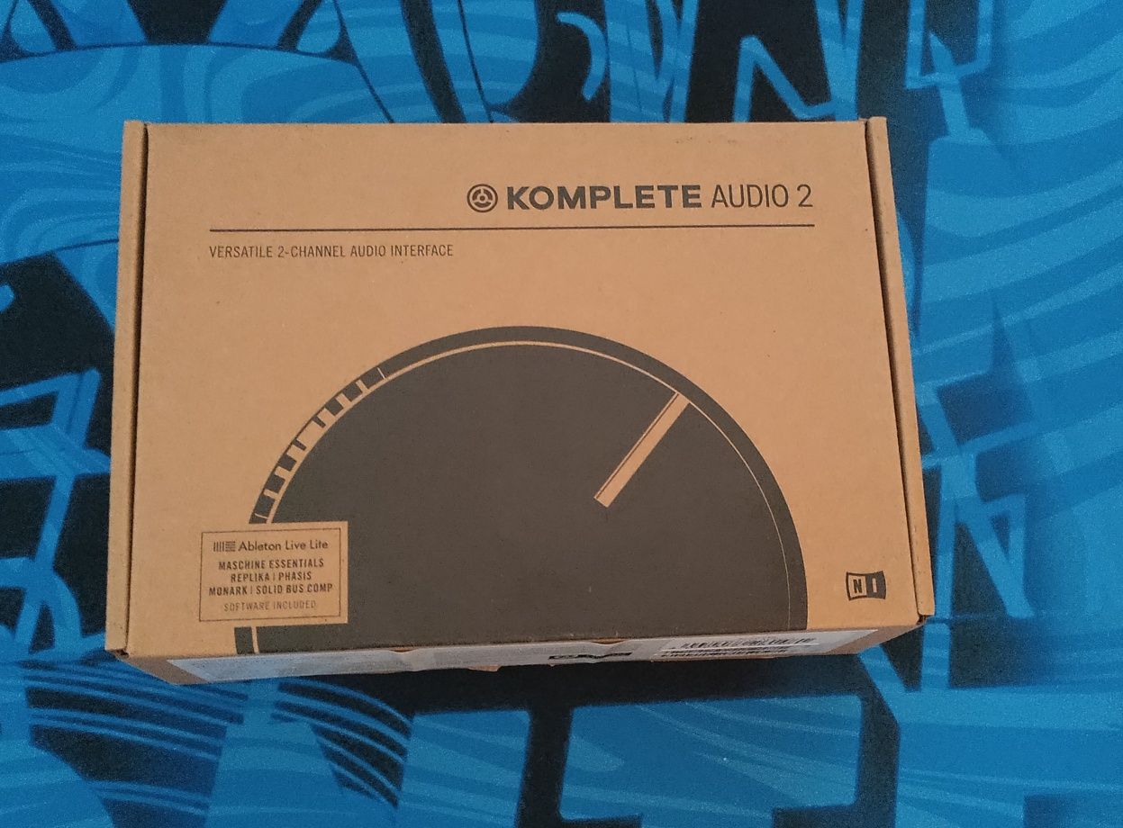 Звукова карта Native Instruments Komplete Audio 2