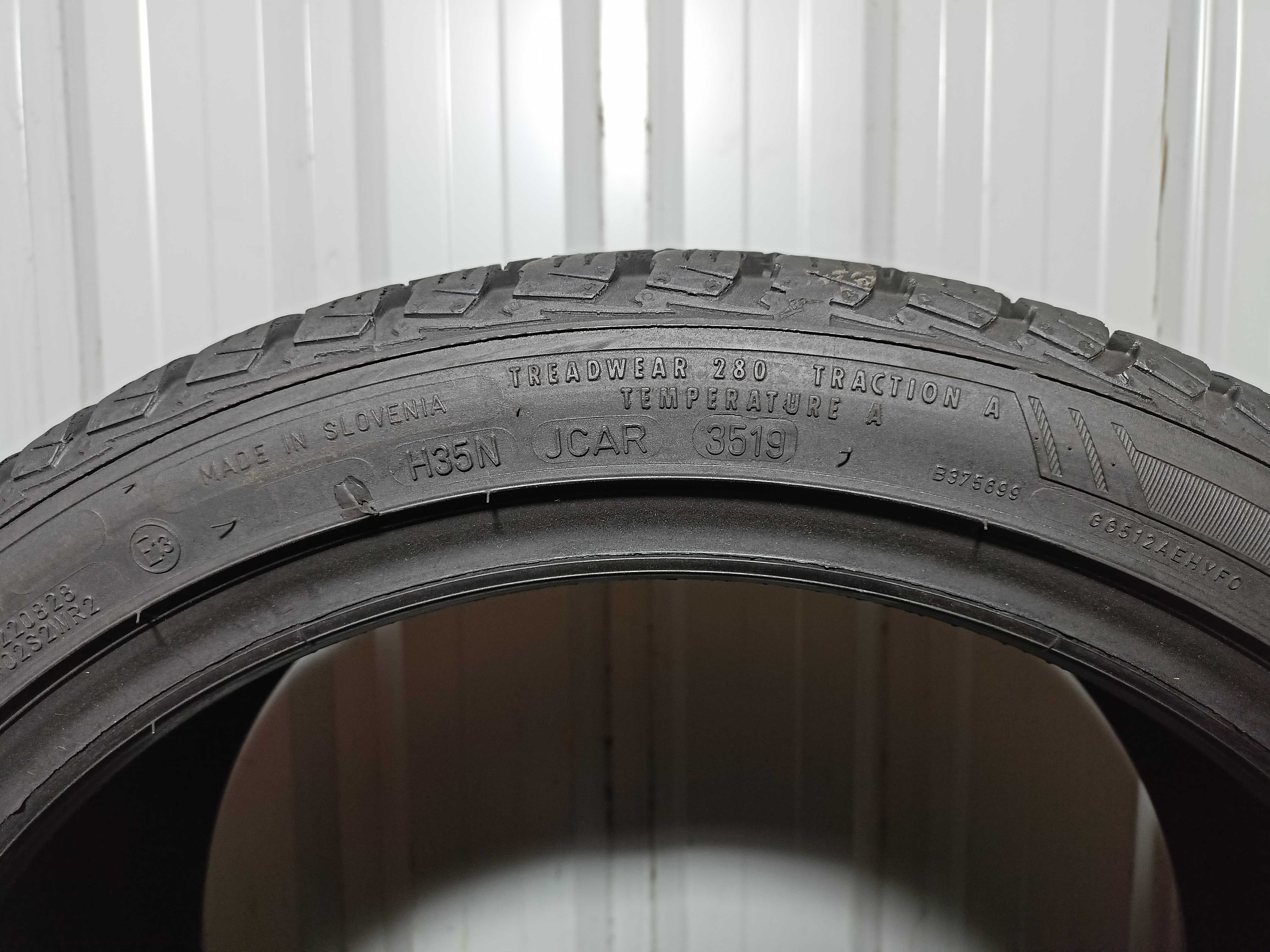 Goodyear Vector4Seasons 225/40/18 2019rok 92Y 7,1mm (220)