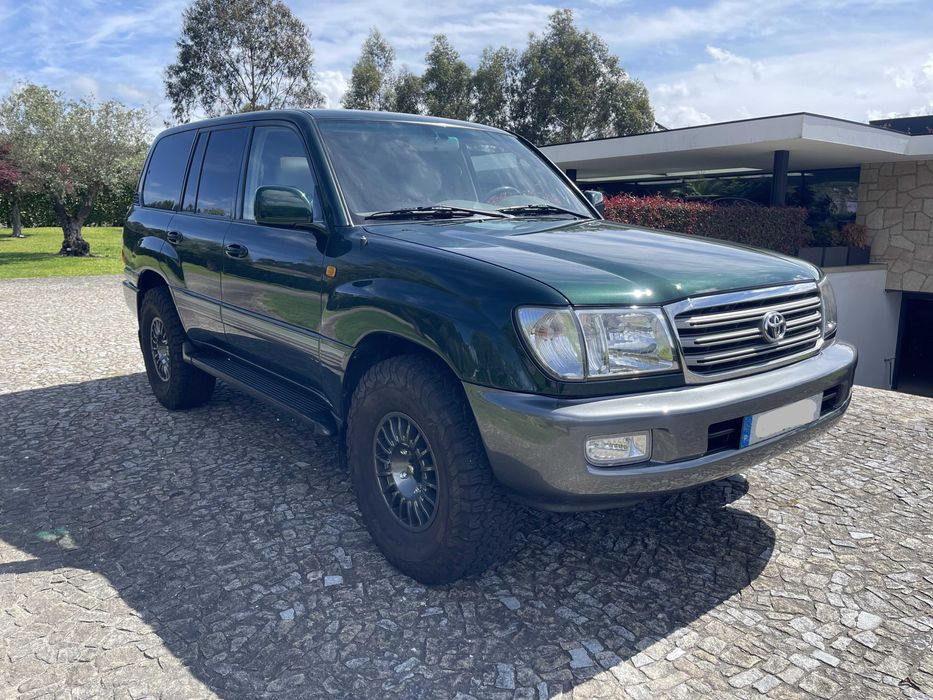 Toyota Land Cruiser HDJ 100