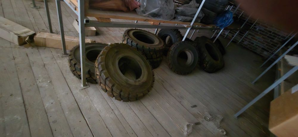 Koła pełne do wózka widłowego