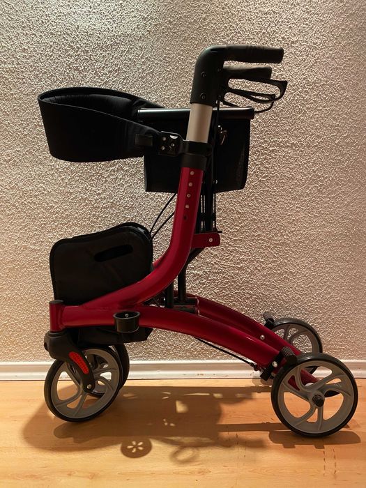 Chodzik rehabilitacyjny z siedziskiem czterokołowy RIO PREMIUM