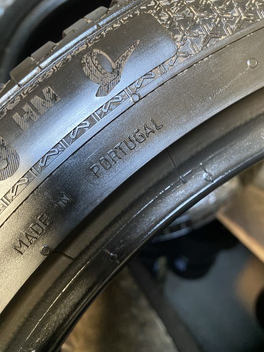 245/40 R18 Barum Bravuris 3 пара шин летних.