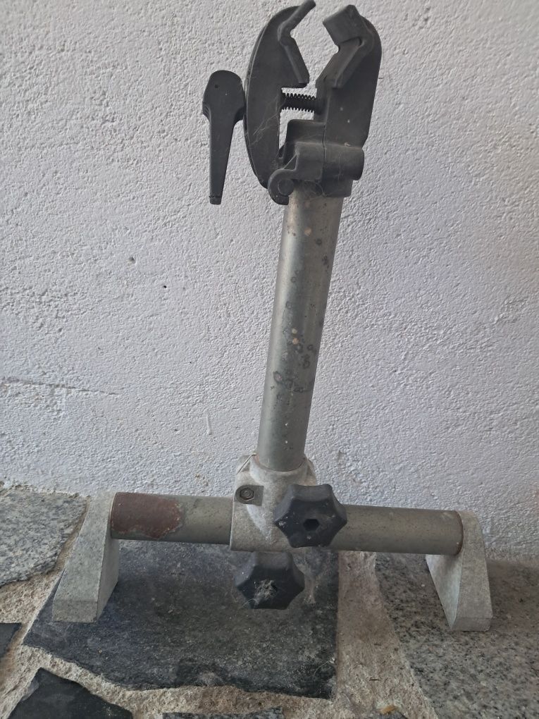 Suporte bicicleta parede