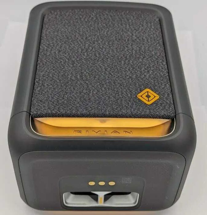 Портативна КОЛОНКА USB для Rivian (Рівіан)