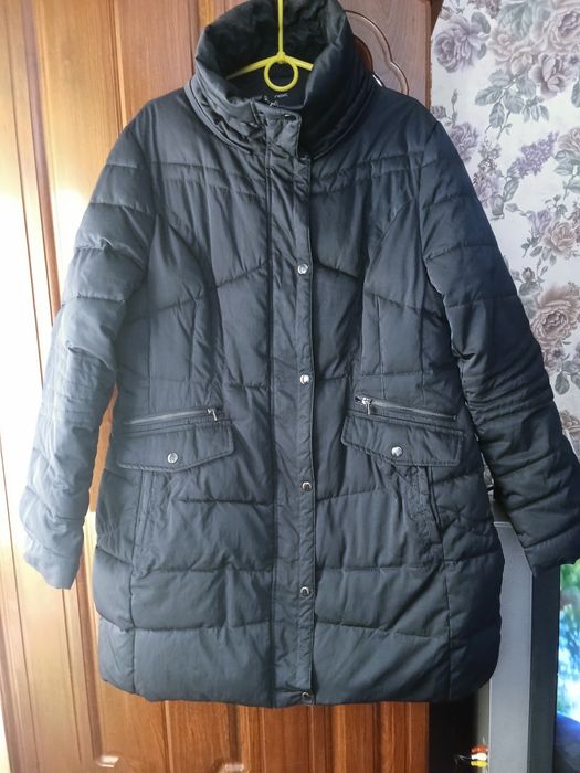 Продам женские куртки