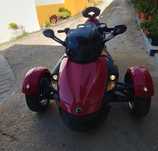 Moto triciclo can am Spyder
