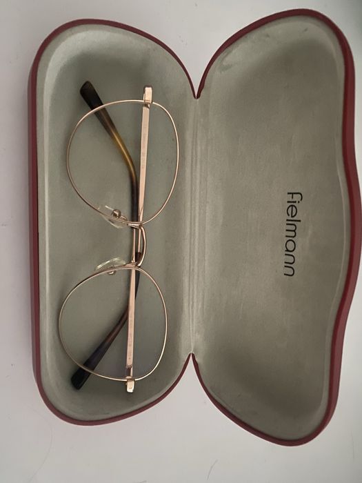 Продам нові окуляри для зору (+0,5)