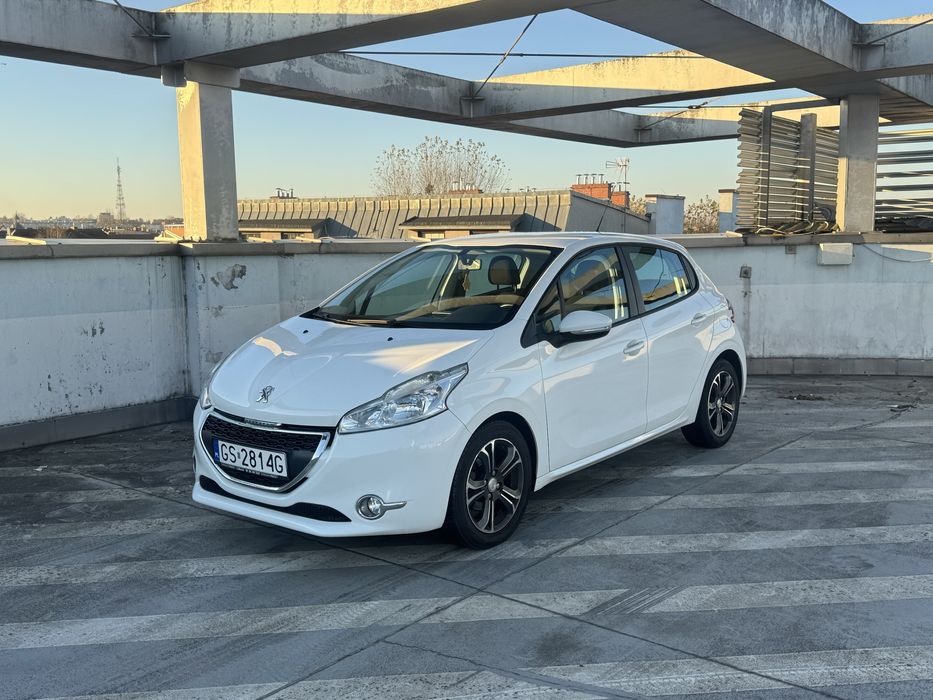 Peugeot 208 1.4 benzyna + gaz 2013 Klima Dotykowe radio 2 kpl kol