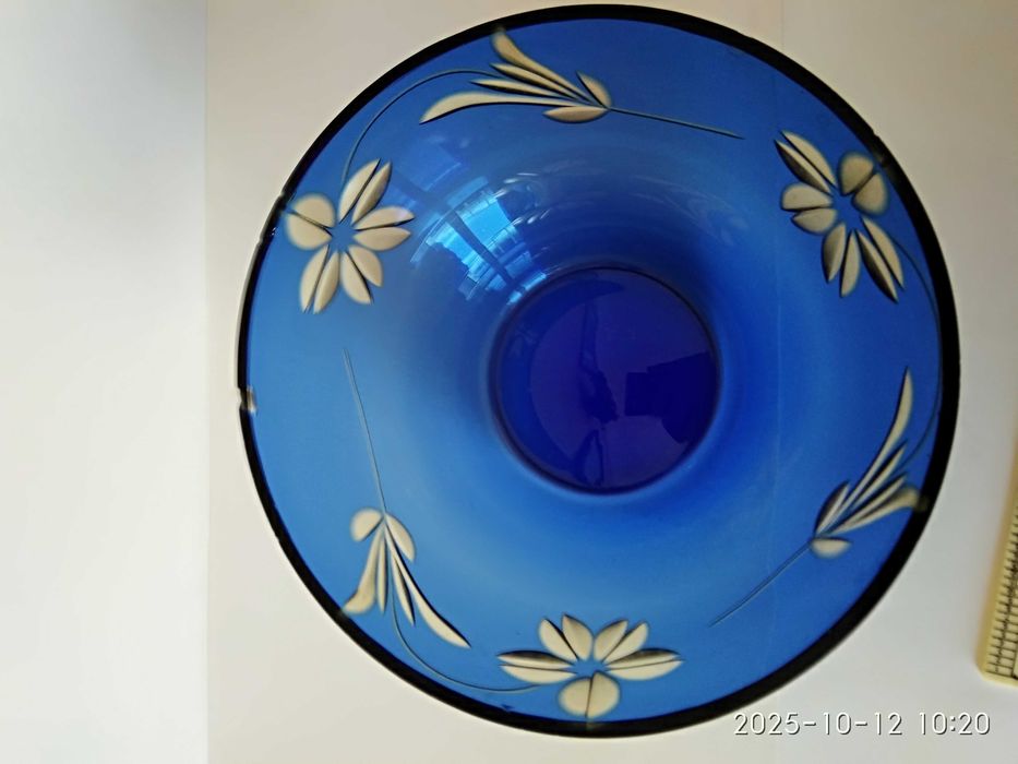 Салатник  синего стекла, советского времени