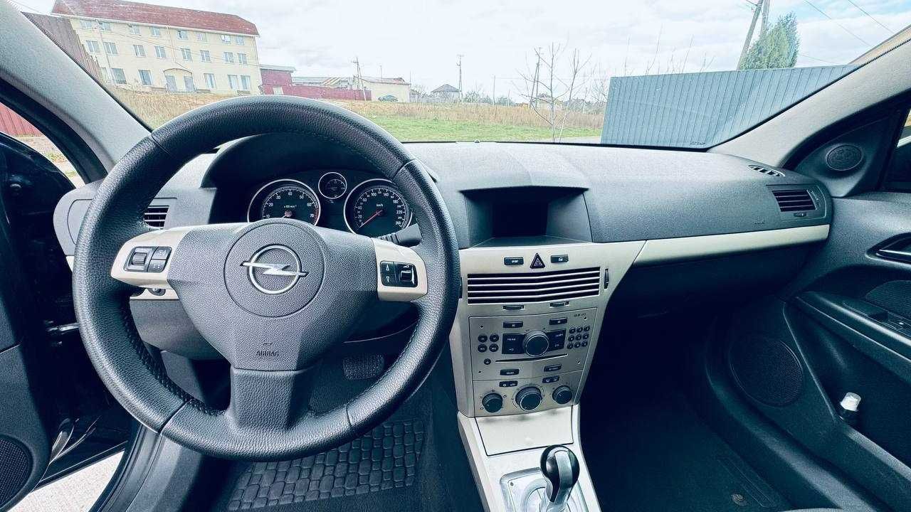 Продам Opel Astra 2008