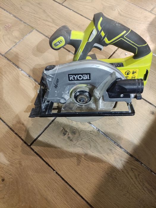 Pilarka ryobi 18v