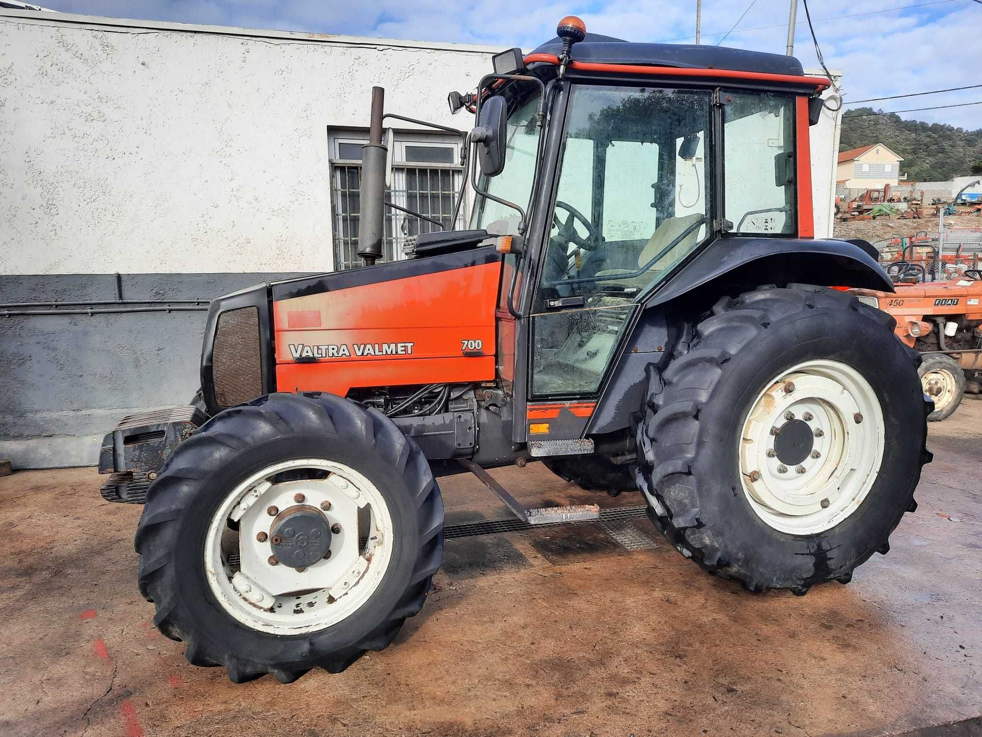 Valtra Valmet 700