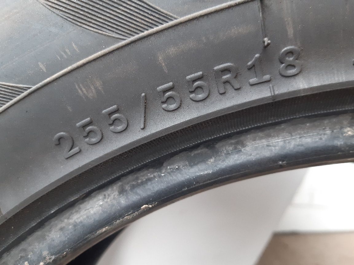 Резина зимова 255/55 R18