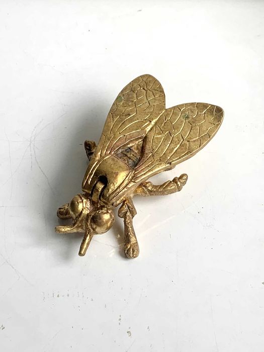 Popielniczka mucha mosiądz