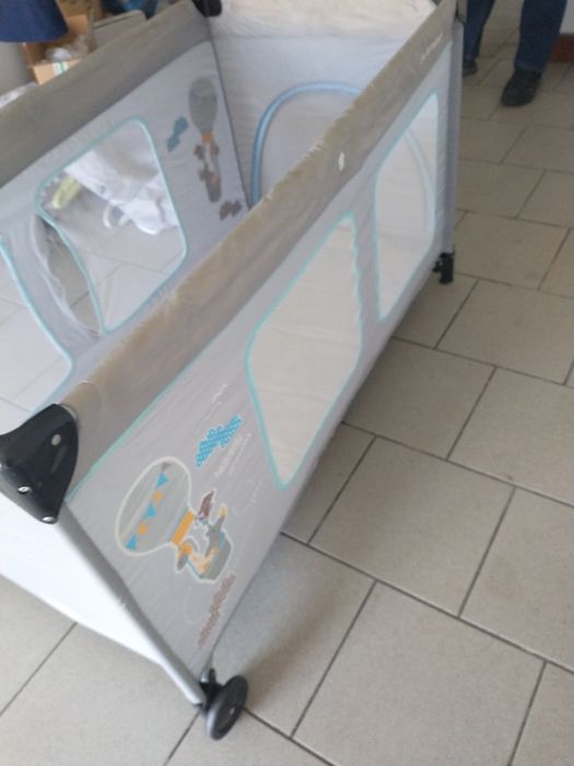 Łóżeczko turystyczne kojec firmy Caretero