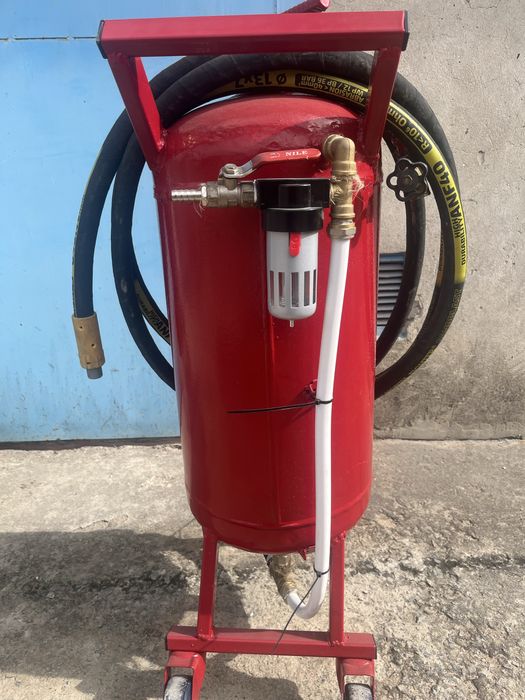 Піскоструй пескоструй піскострумен