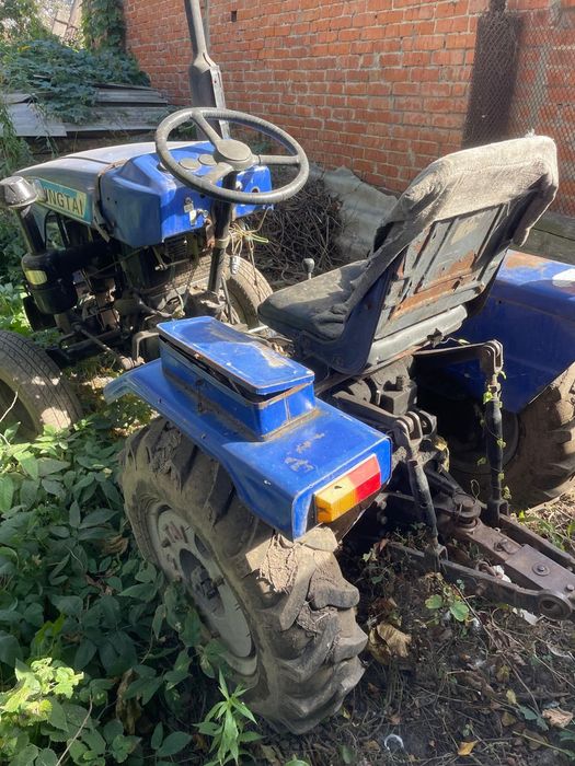 Міні трактор, сінтай 180 з причепом.