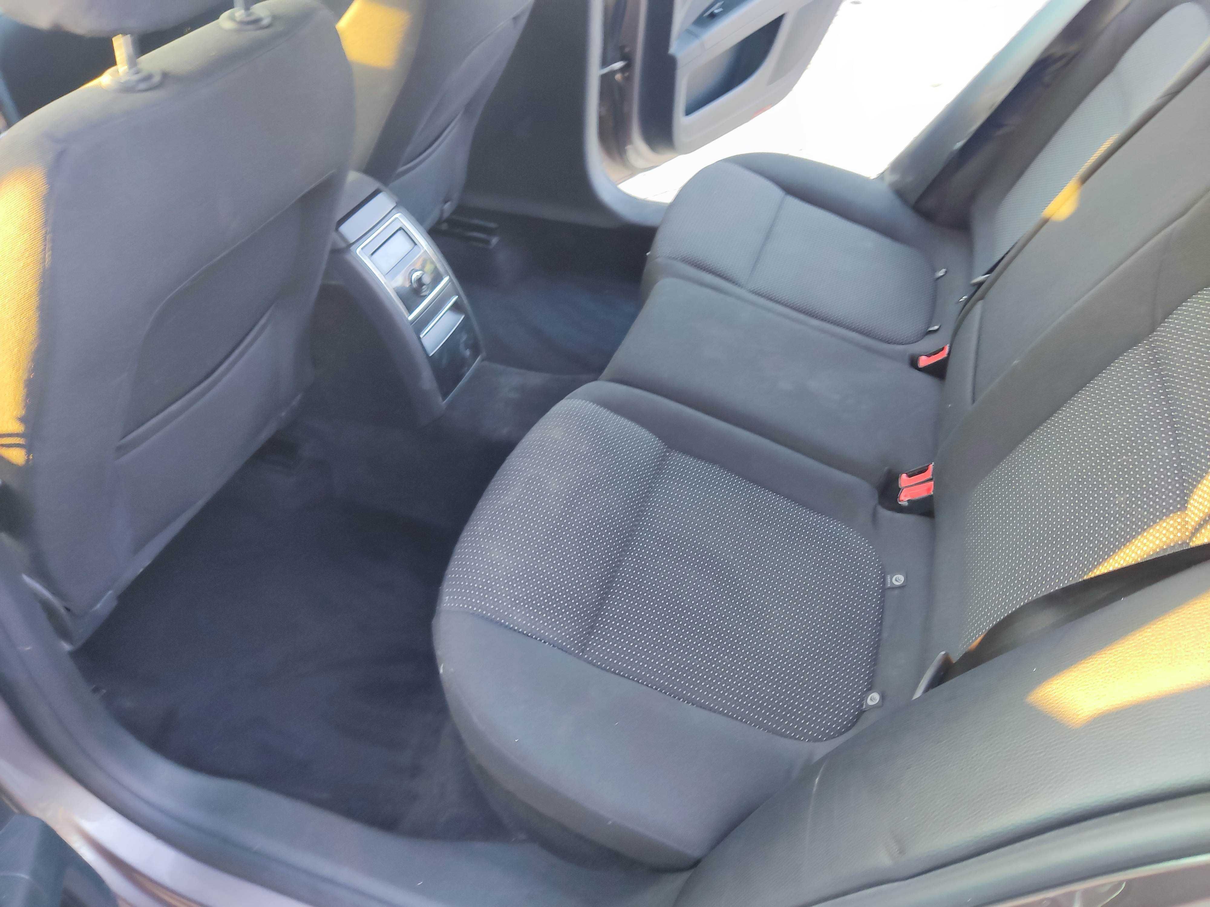 Wynajem samochodu Skoda Superb II  Kraków