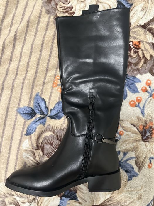 Чоботи труби розмір 37 нові