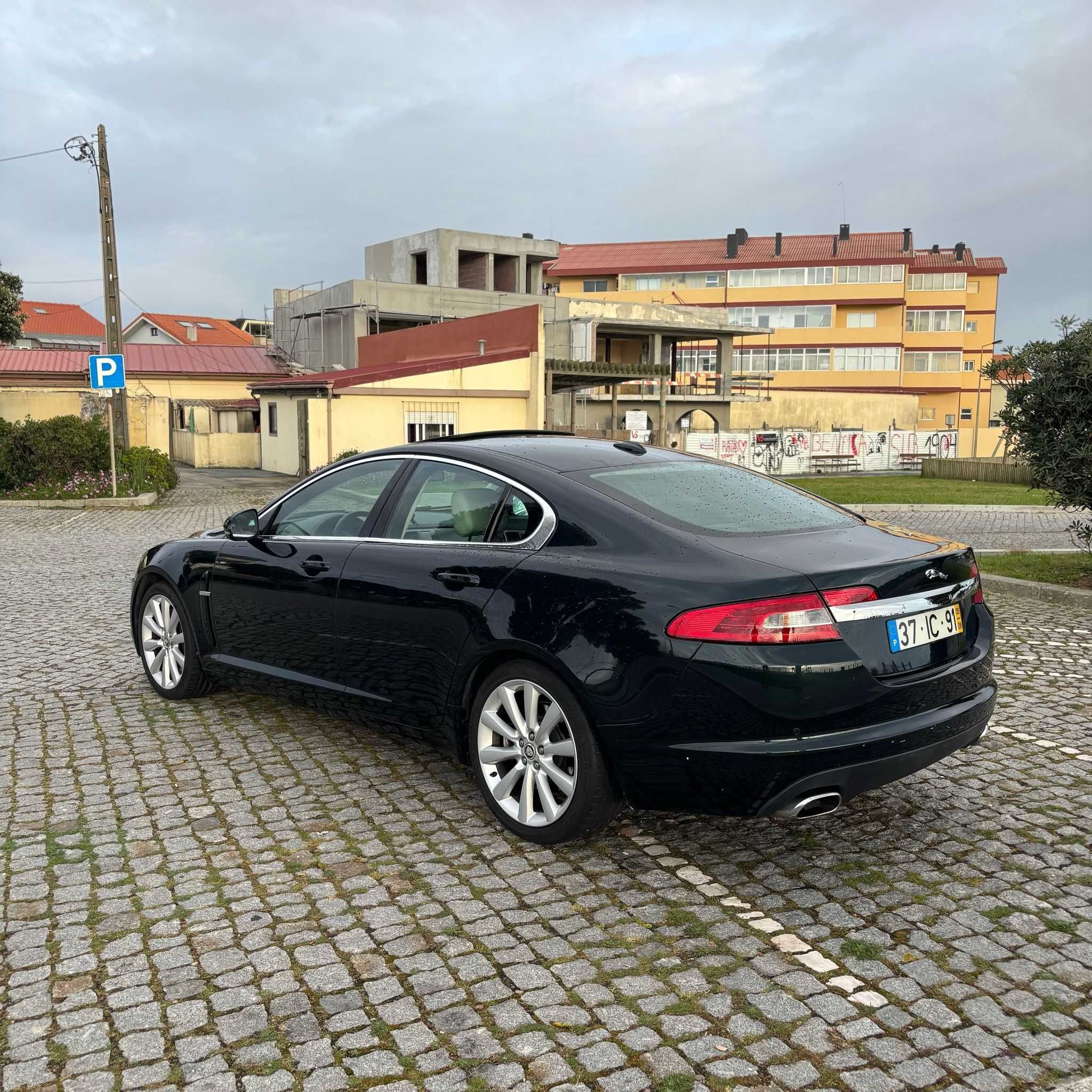Jaguar XFS 3.0d v6 275cv 2009