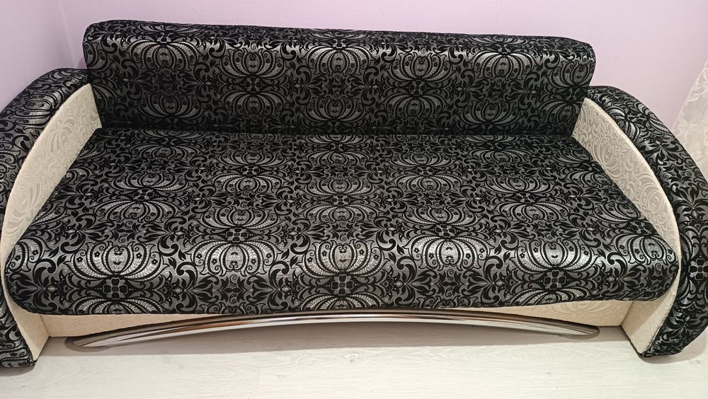 Диван ,ліжко розкладне