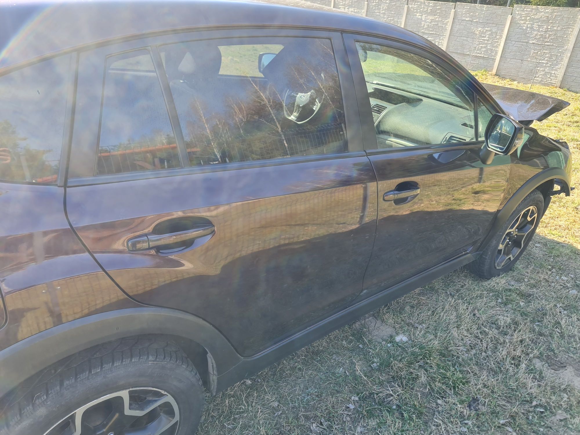 G3U subaru XV 2012 rok drzwi klapa lusterko.  W kolor .