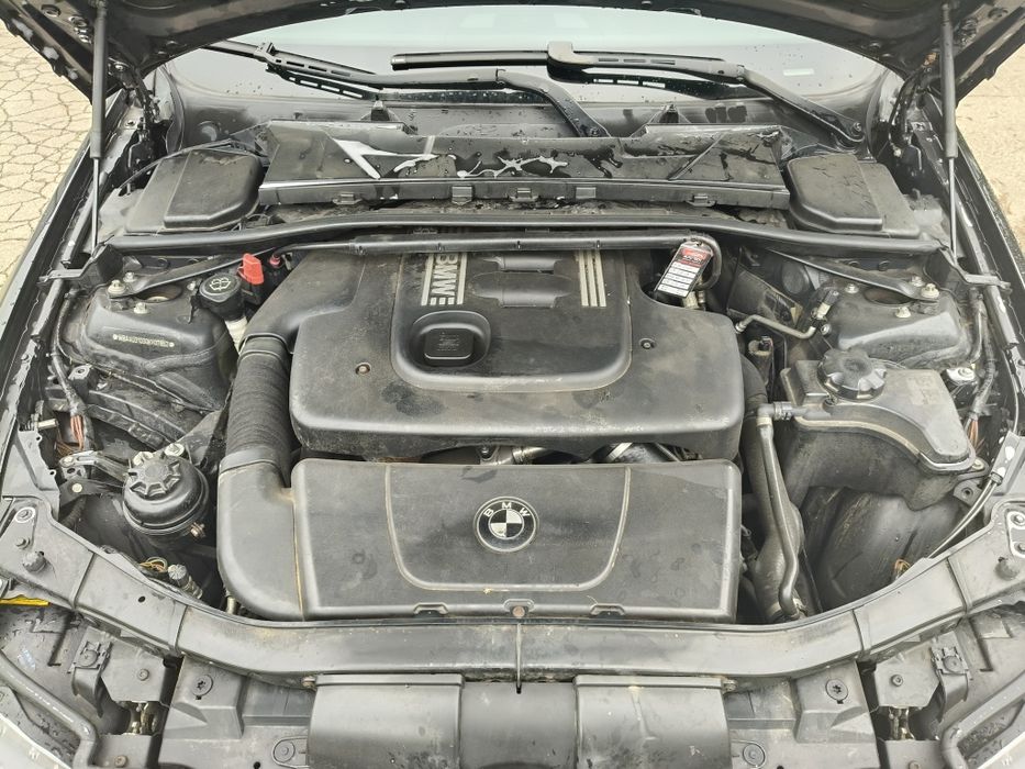 BMW E91 2005r. 2.0 diesel 163km
