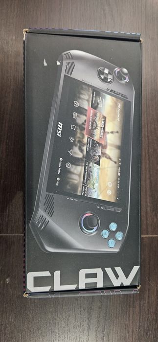 Konsola  MSI CLAW + stojak