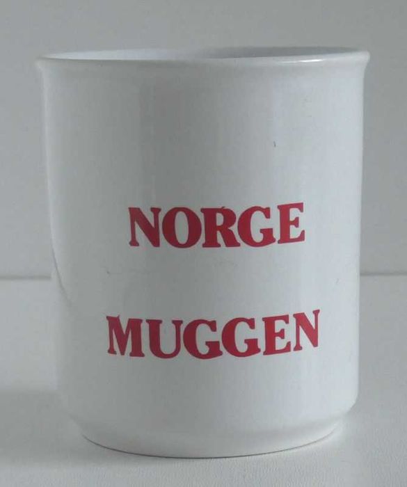 Kubek porcelanowy inny za darmo