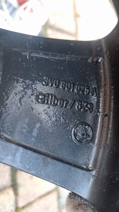 Komplet felg felgi skoda superb III 17"