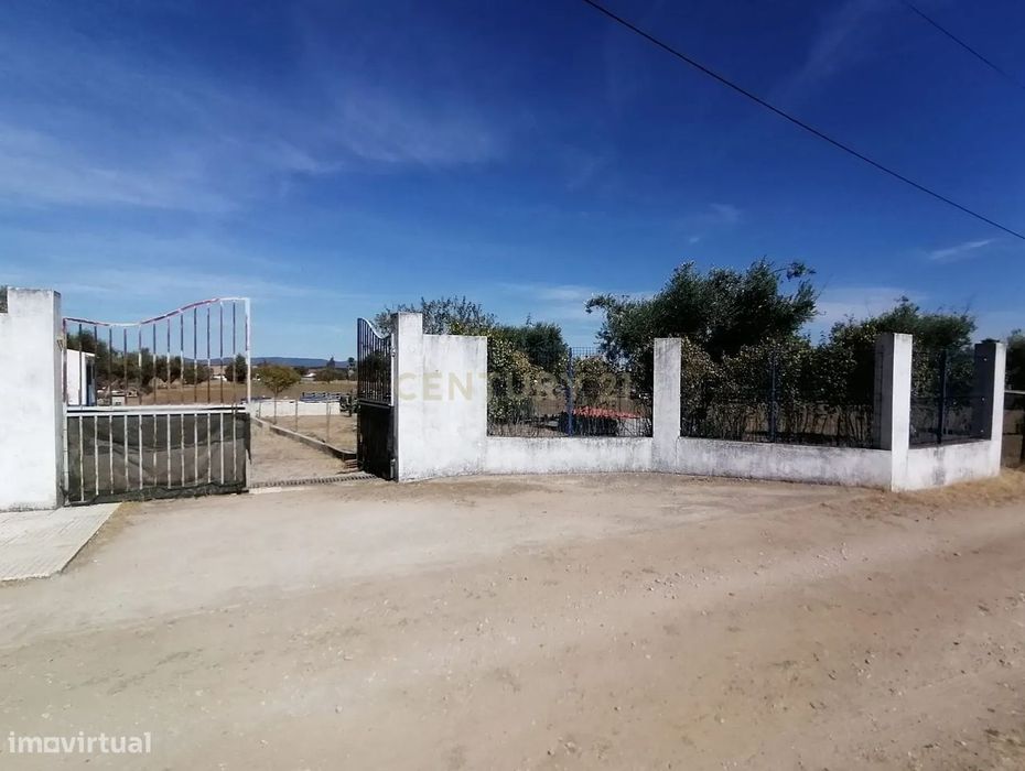 Moradia, São Miguel de Machede