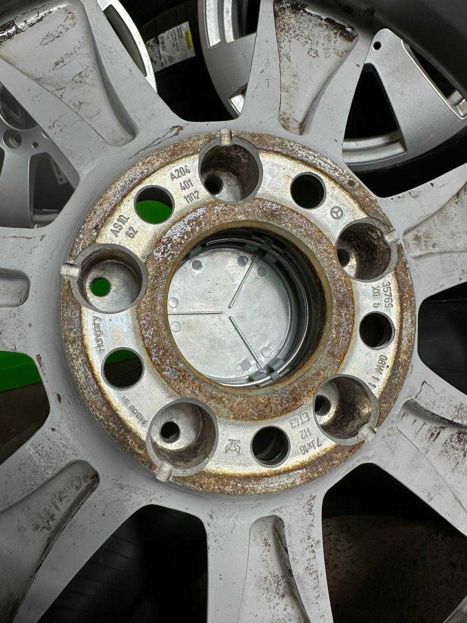 Диски титани 5X112 R16 7J ET43 DIA 66,6 Volkswagen Skoda mercedes LR82