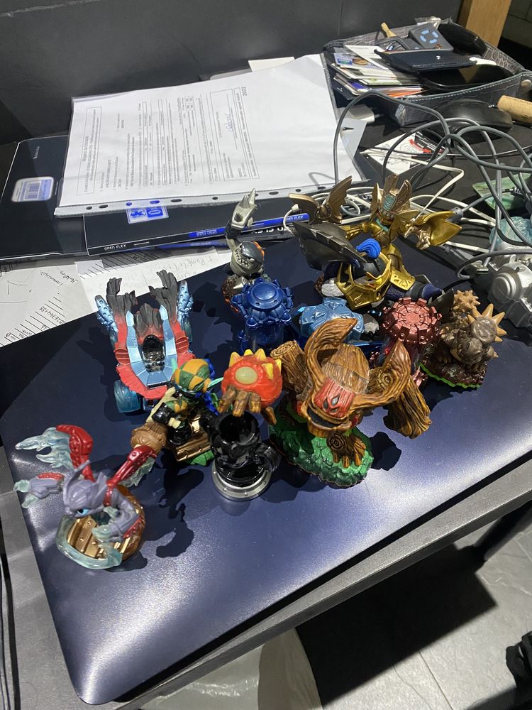 Skylanders e acessórios