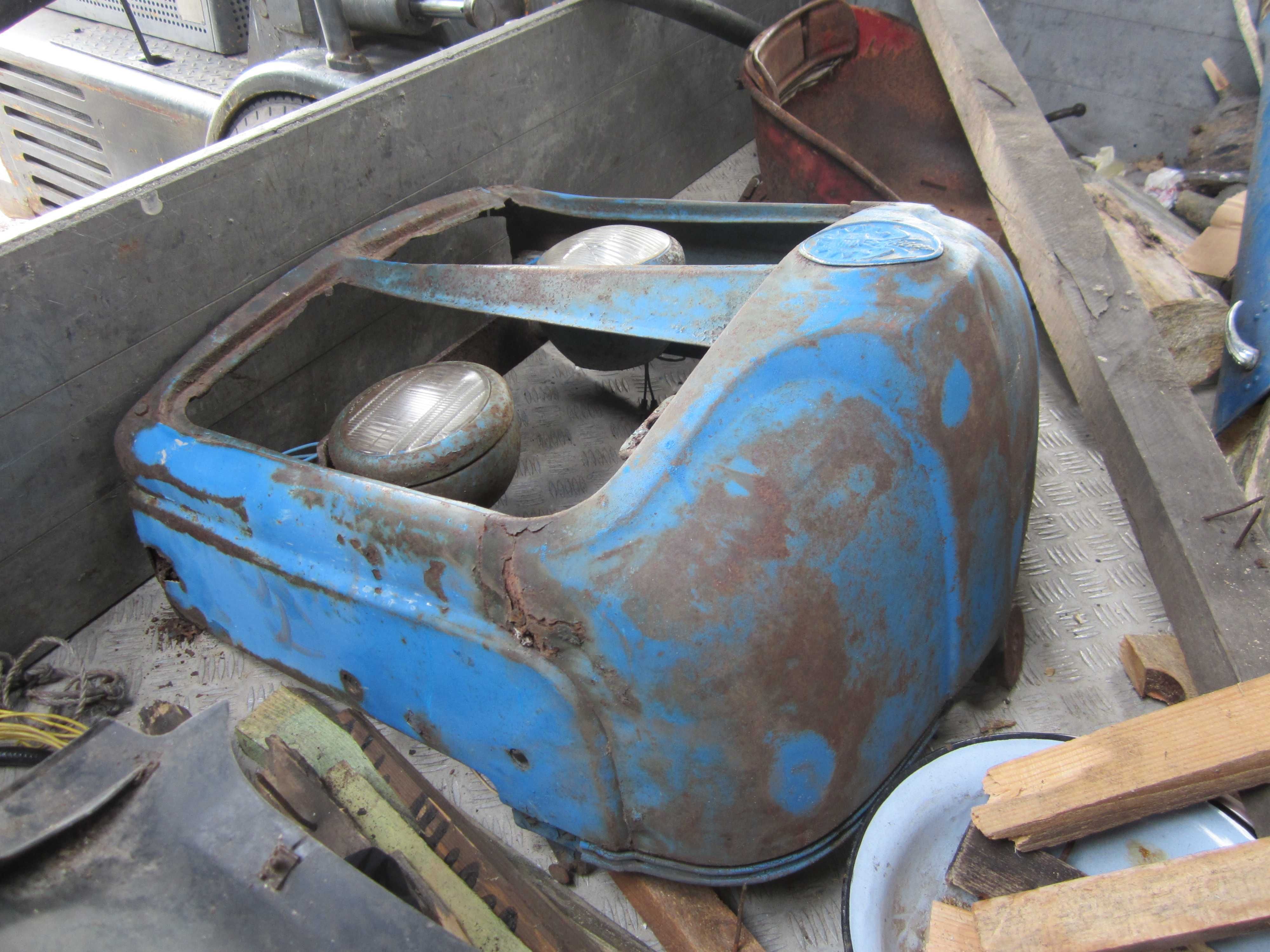 Fordson Major maska,przód,chłodnica,wtryski