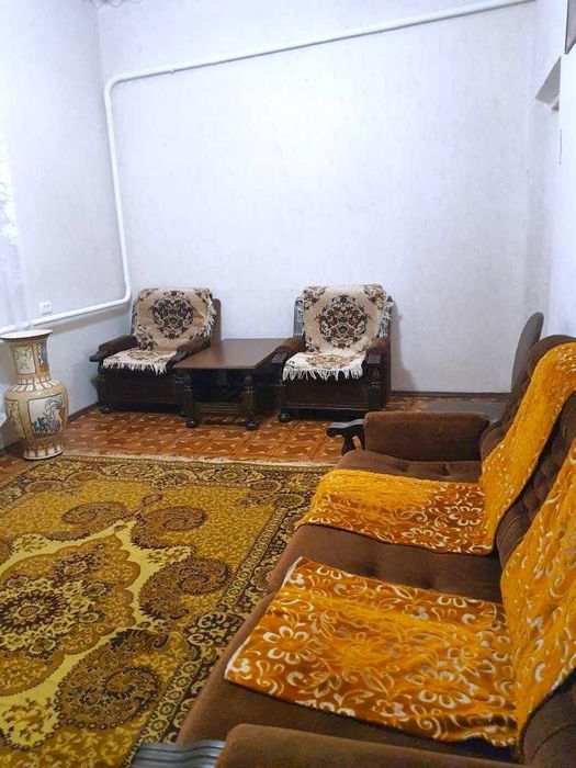 Вільна! Елітний Центр. Біля ЦУМу. Сталінка. Високі Стелі. Автономка.