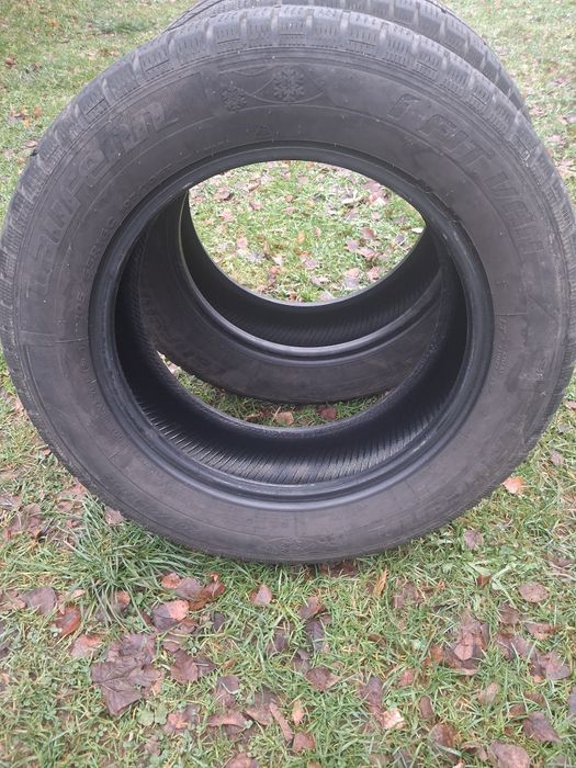 Opona zimowa 205 65 R 16 C