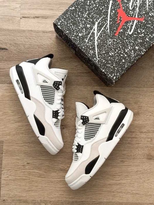 Buty Trampk Jordan 4 retro Military black R.44