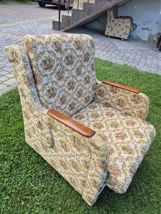 Крісла 2шт +диван