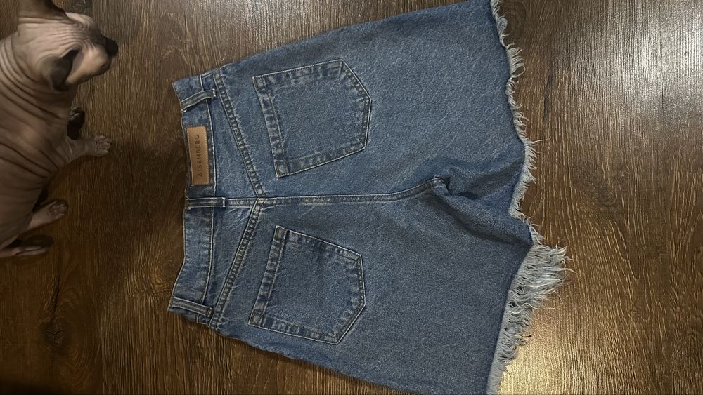 Джинсові шорти aisenberg denim