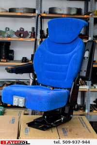 Fotel siedzenie ciągnikowe komfortowe materiałowe + podłokietnik NIEBI