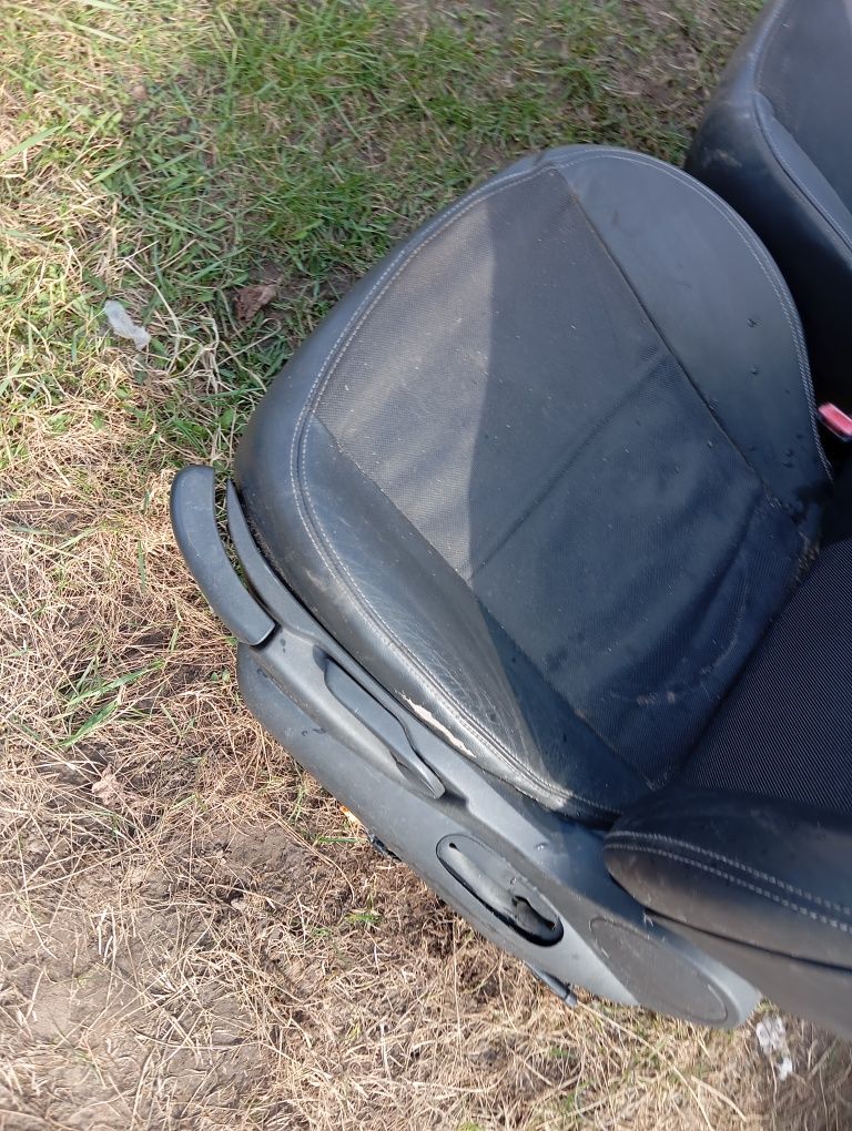 Fotel siedzenia Renault Scenic 2 II Półskóra Komplet Kierowcy Pasażer