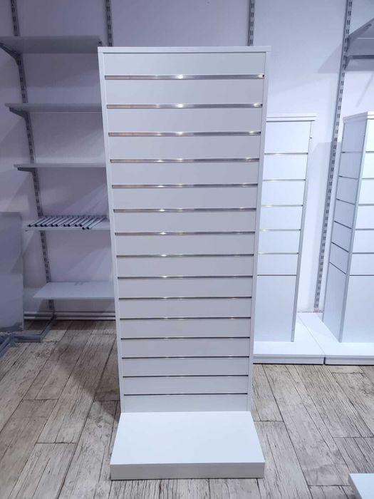 Spacewall regał sklepowy gondola sklepowa biała słupek regał typu T