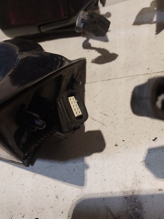 BMW e 32 e32 lusterko prawe lewe czarne niebieskie