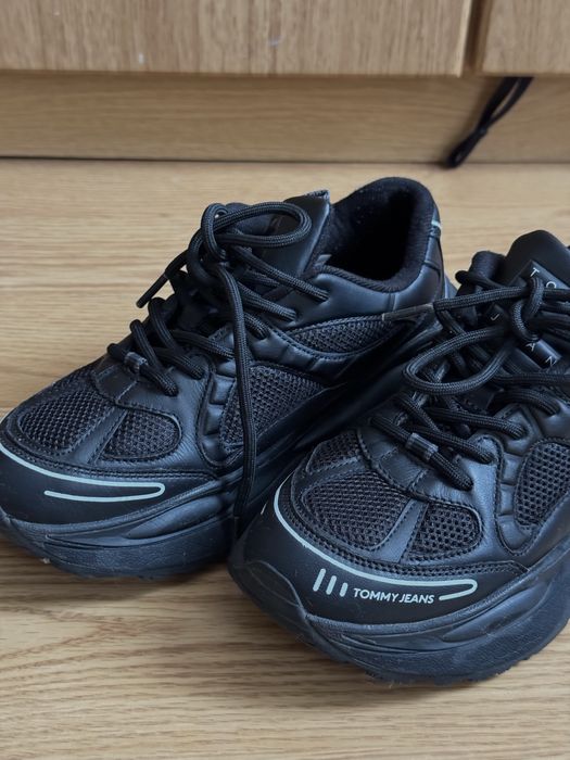 Кросівки жіночі Tommy Hilfiger