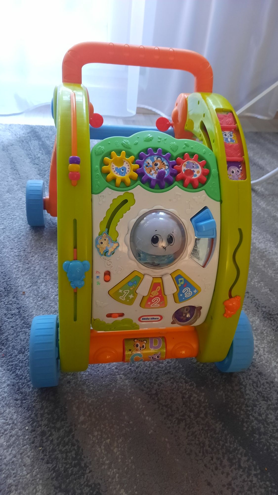 Chodzik, pchacz dla dziecka little tikes