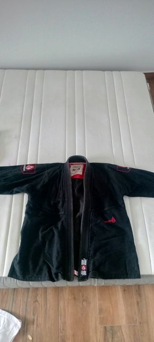 Kimono preto marca Conquer